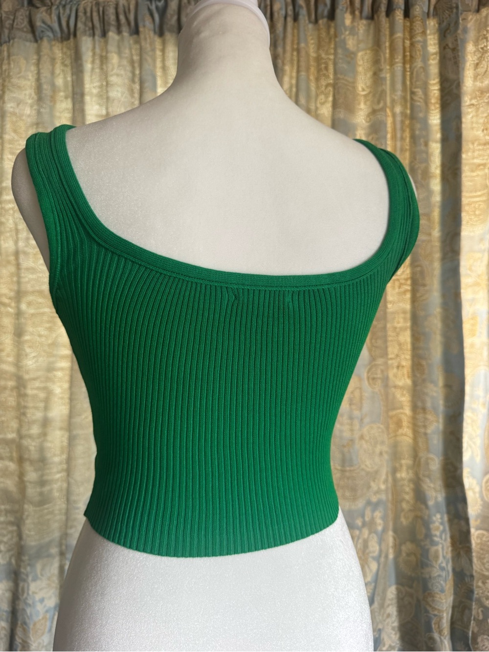 IMMODEL Green Ribbed Button-Front Tank Top - Picture 4 of 7